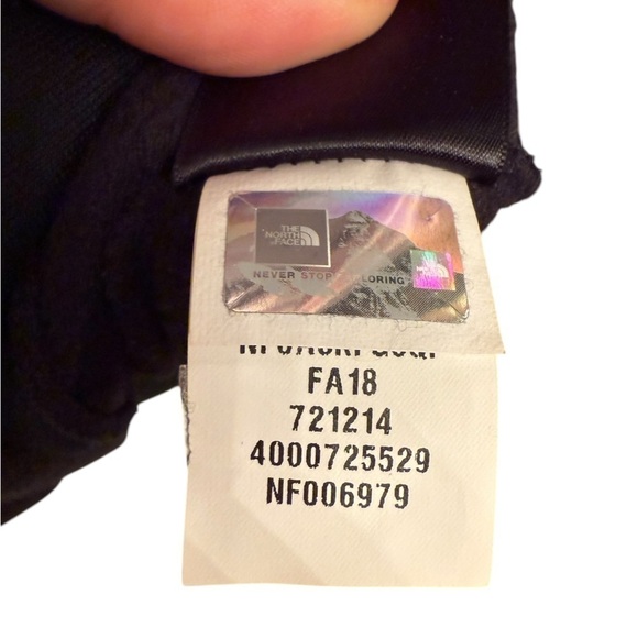 The North Face Black 1/2 Zip Pullover Fleece Pinecones - Picture 4 of 5